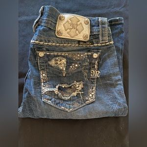 Miss Me jeans!!! Size women’s 28 mid-rise easy bootcut.